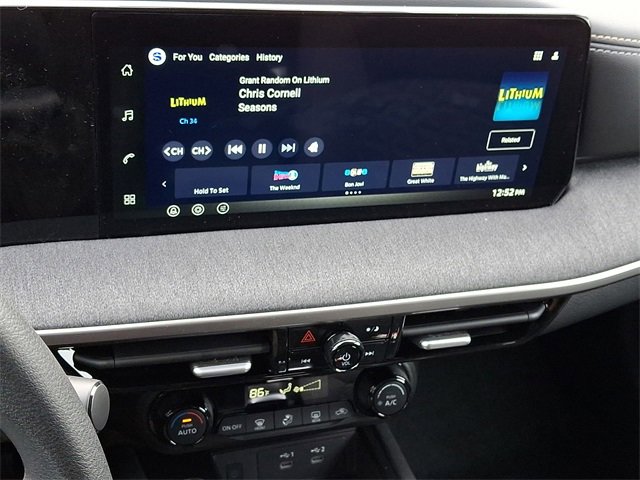 New 2026 Nissan Kicks SV w/ Charging Package image 3