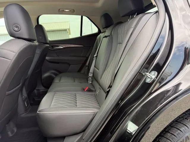 Used 2023 Buick Envision Avenir AWD/4WD image 23