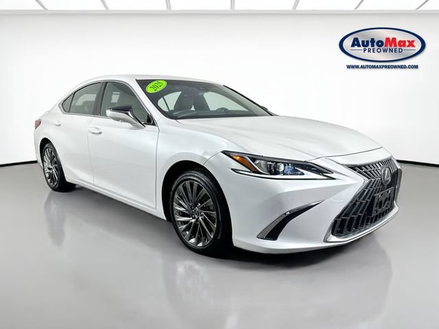 Used 2025 Lexus ES 300h w/ Technology Package