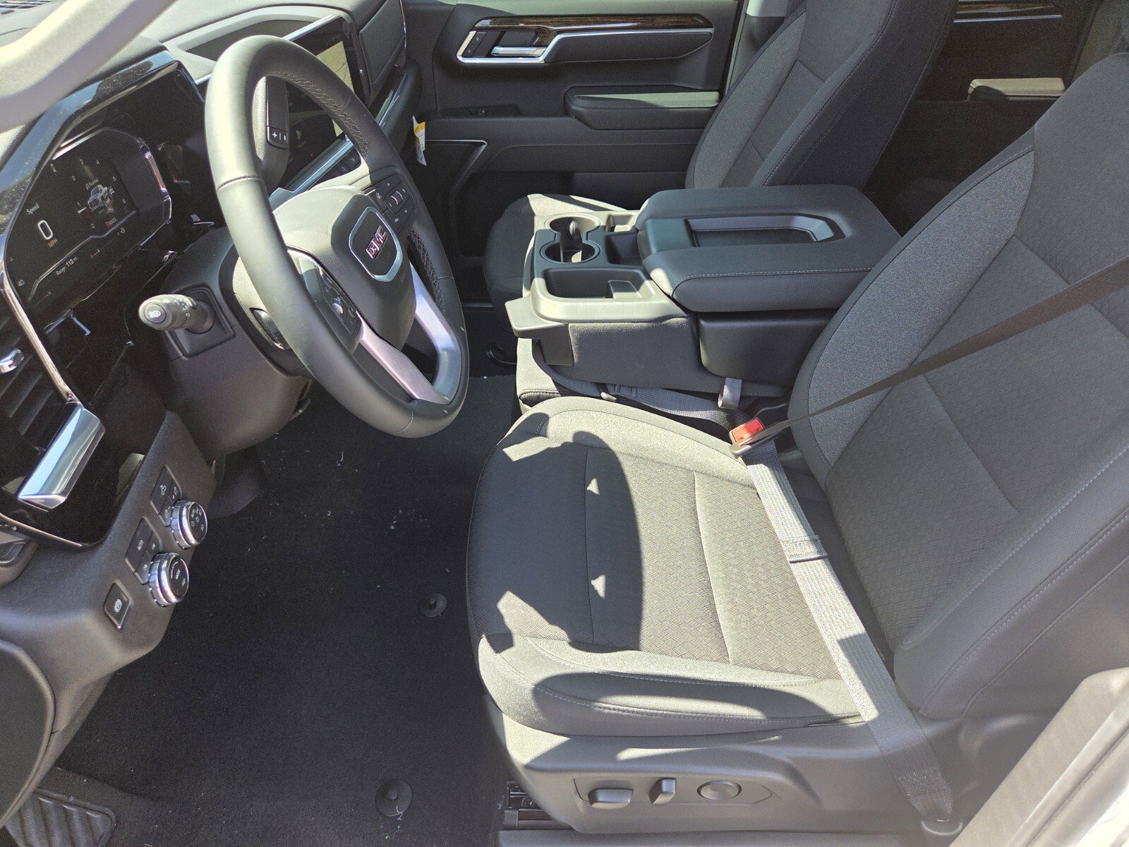 New 2025 GMC Sierra 1500 Elevation image 6