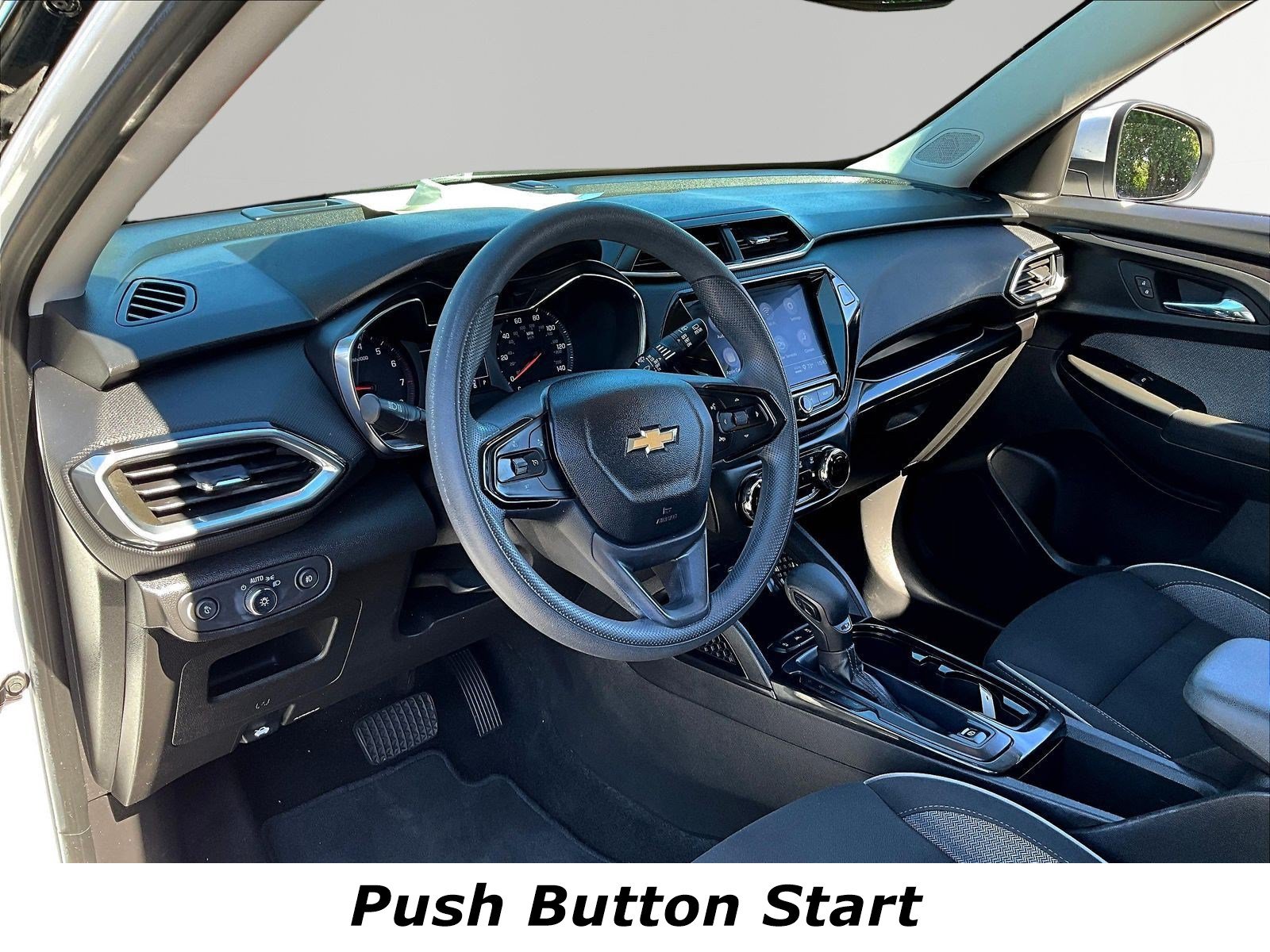 Used 2023 Chevrolet TrailBlazer LT w/ Convenience Package FWD image 17