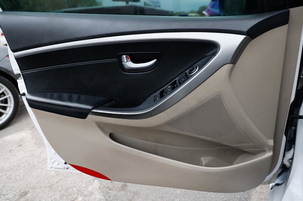 Used 2013 Hyundai Elantra GT w/ Style Pkg image 40