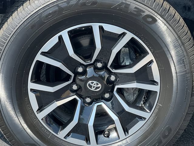 Used 2023 Toyota Tacoma TRD Sport AWD/4WD image 7