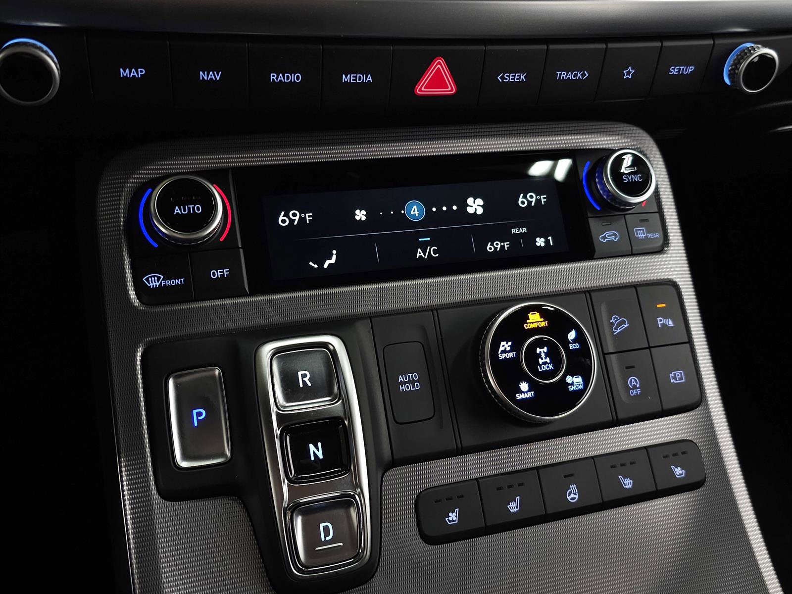 Used 2024 Hyundai Palisade Calligraphy image 36