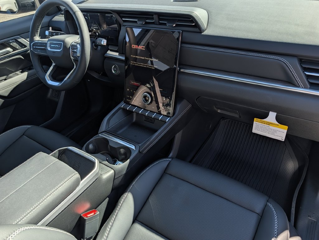 New 2027 GMC Terrain Denali w/ LPO, Floor Liner Package AWD/4WD image 34