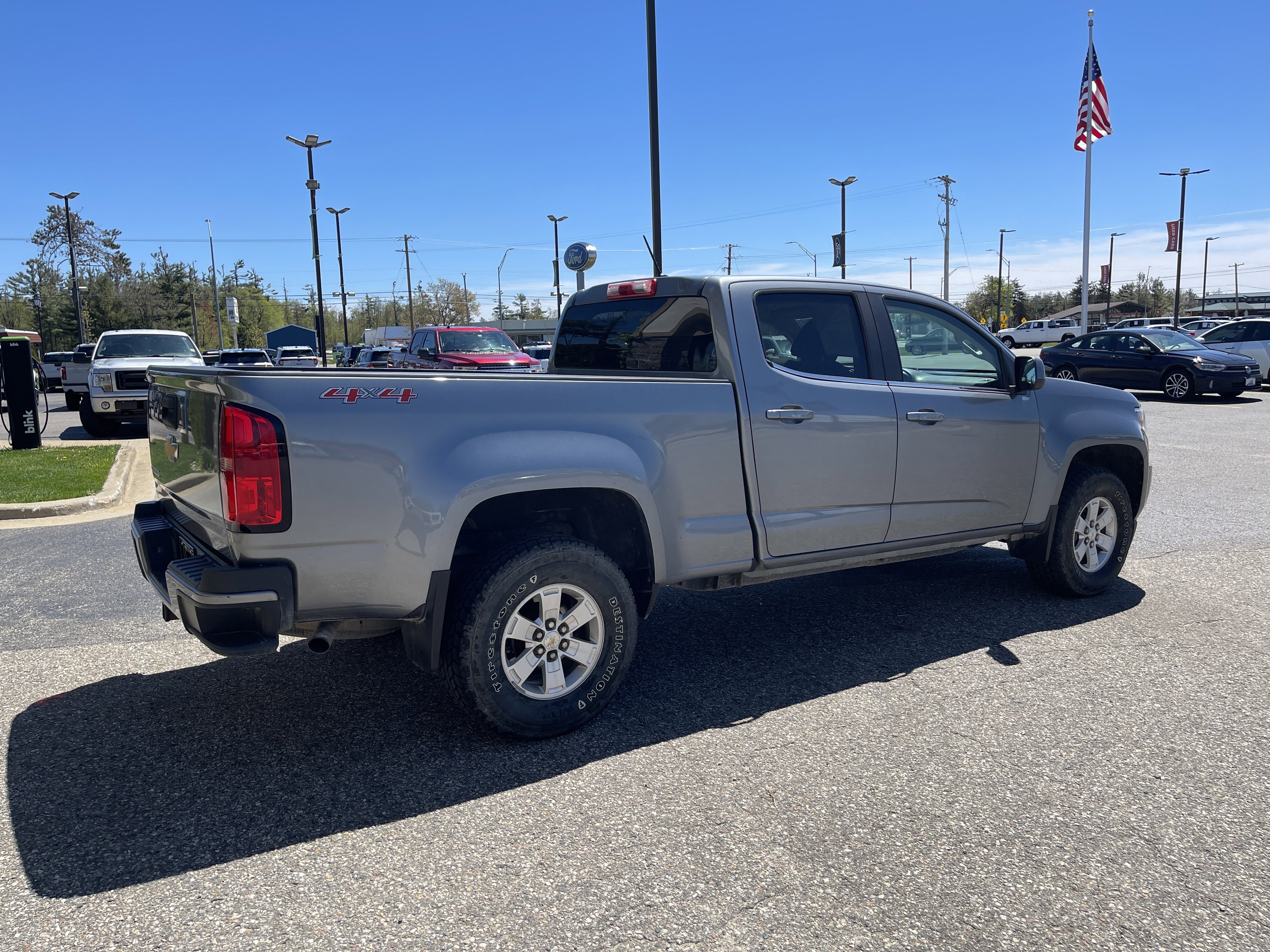 Used 2019 Chevrolet Colorado W/T w/ WT Convenience Package AWD/4WD image 4