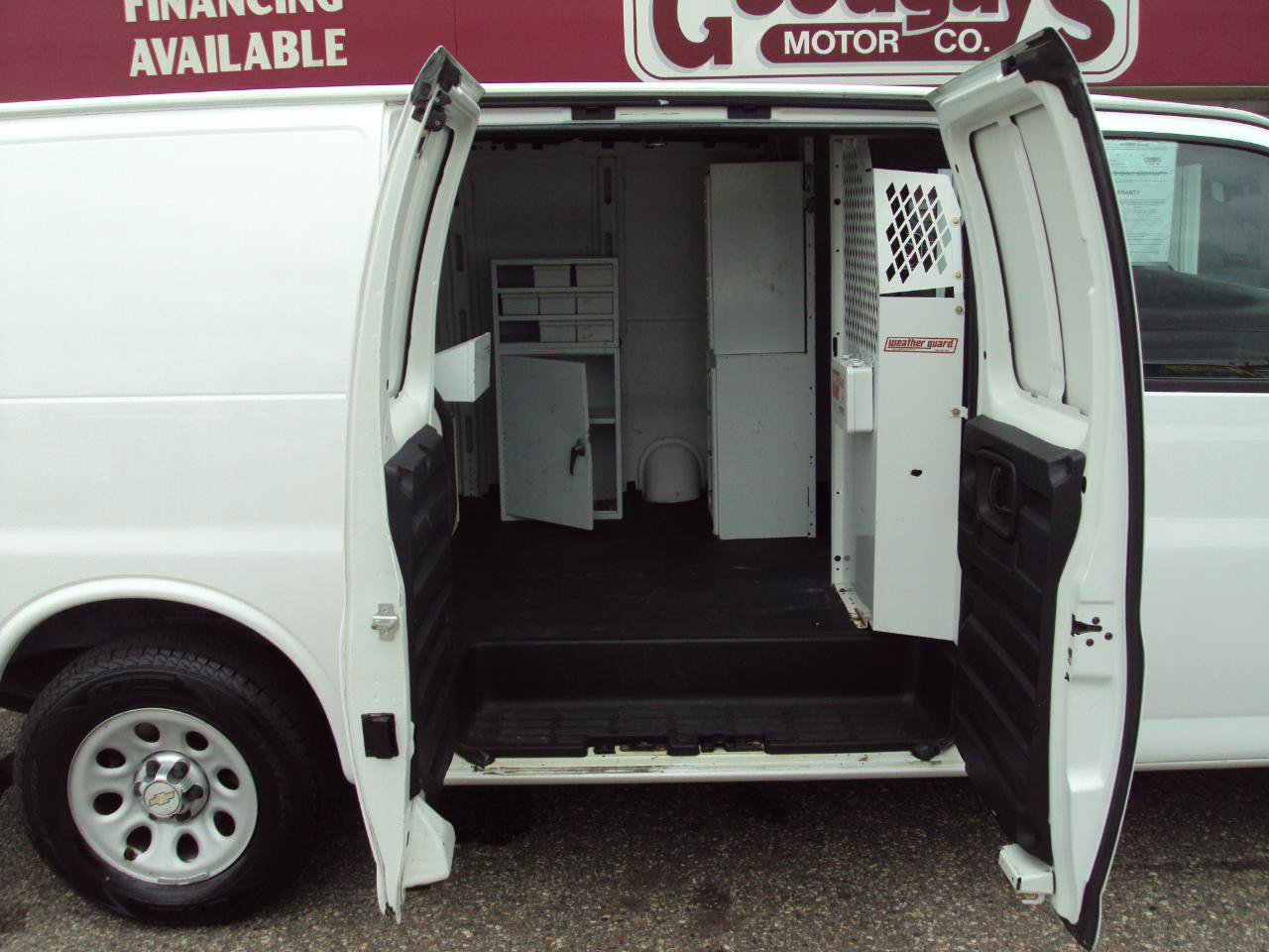 Used 2012 Chevrolet Express 1500 AWD image 10