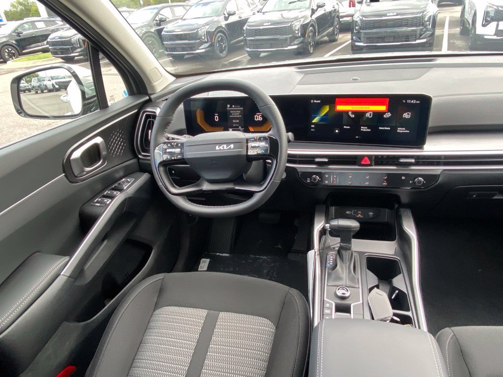 New 2026 Kia Sorento LX FWD image 19