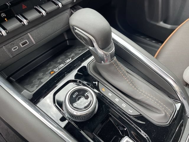 New 2026 GMC Canyon AT4 w/ Technology Plus Package AWD/4WD image 20