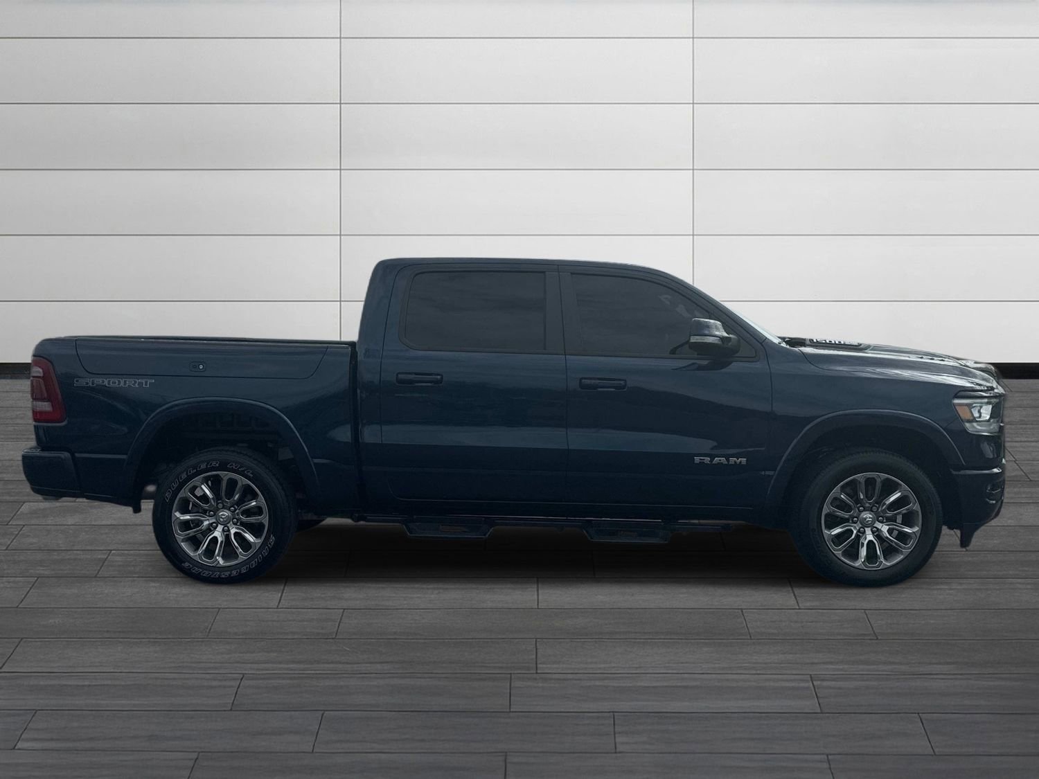 Used 2022 RAM 1500 Laramie w/ Sport Appearance Package AWD/4WD video 2