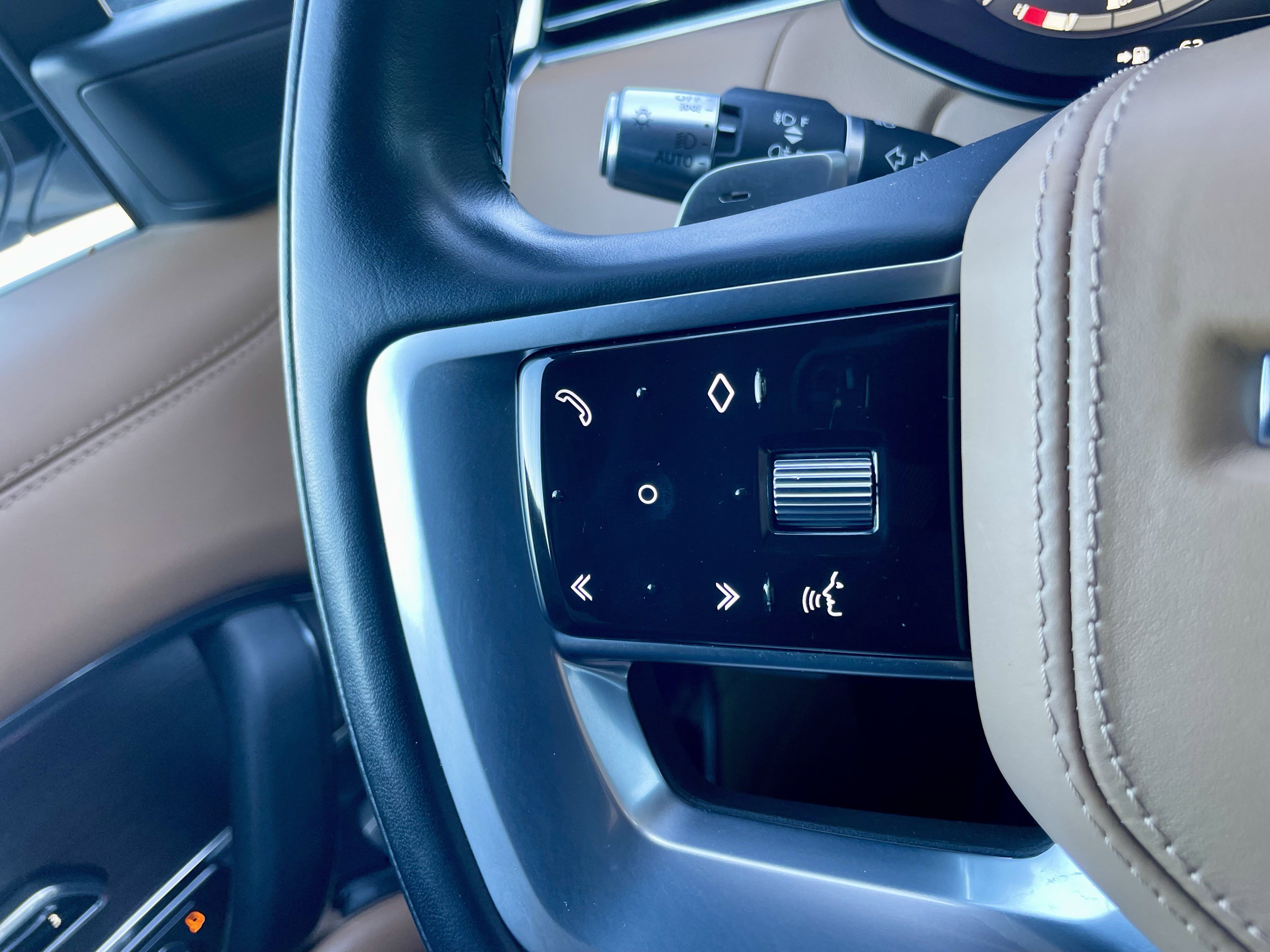 Used 2022 Land Rover Range Rover SE image 23