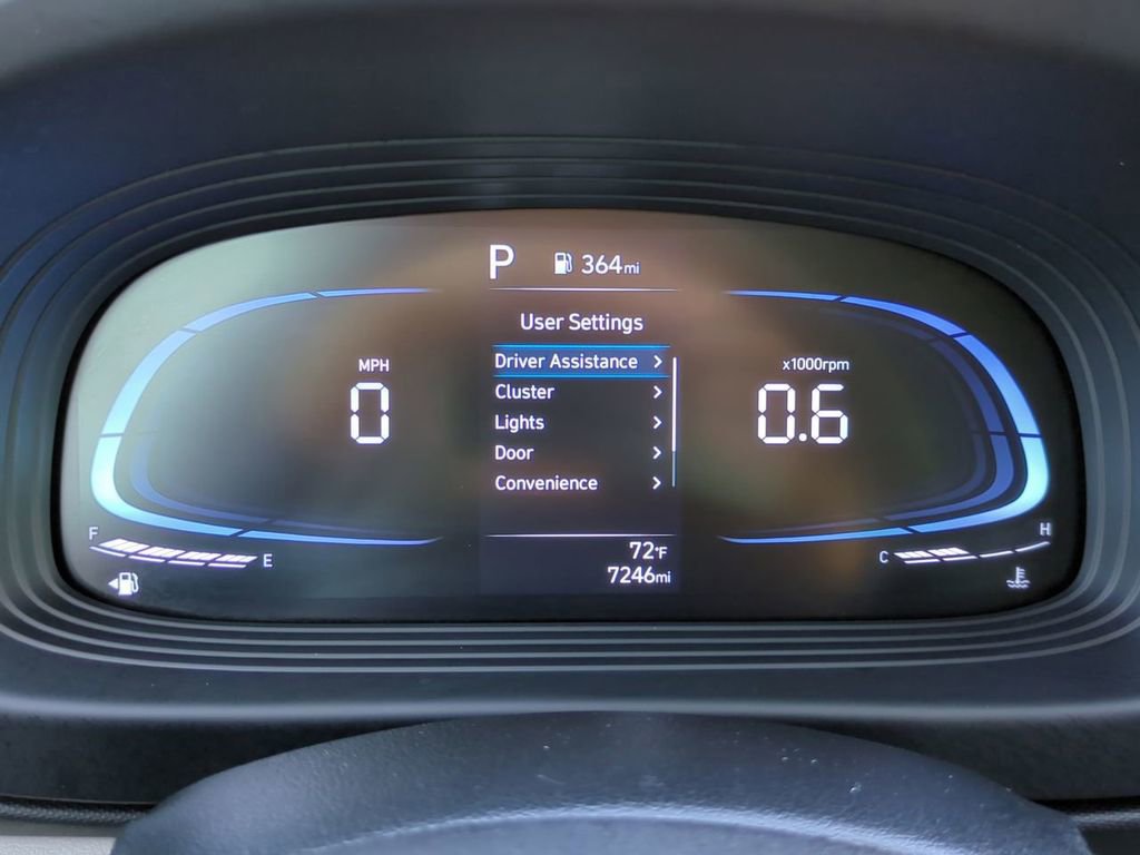 Certified 2025 Hyundai Venue SEL image 25