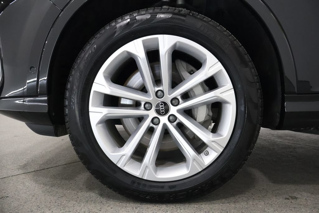 Used 2025 Audi Q7 3.0T Premium w/ Convenience Package AWD/4WD image 5