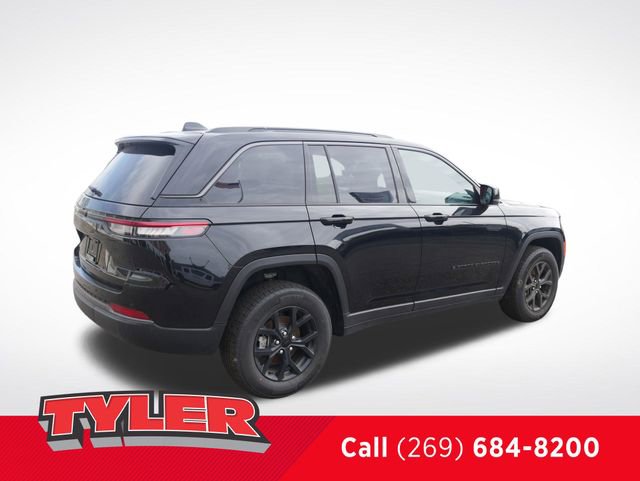 New 2026 Jeep Grand Cherokee Altitude AWD/4WD image 8