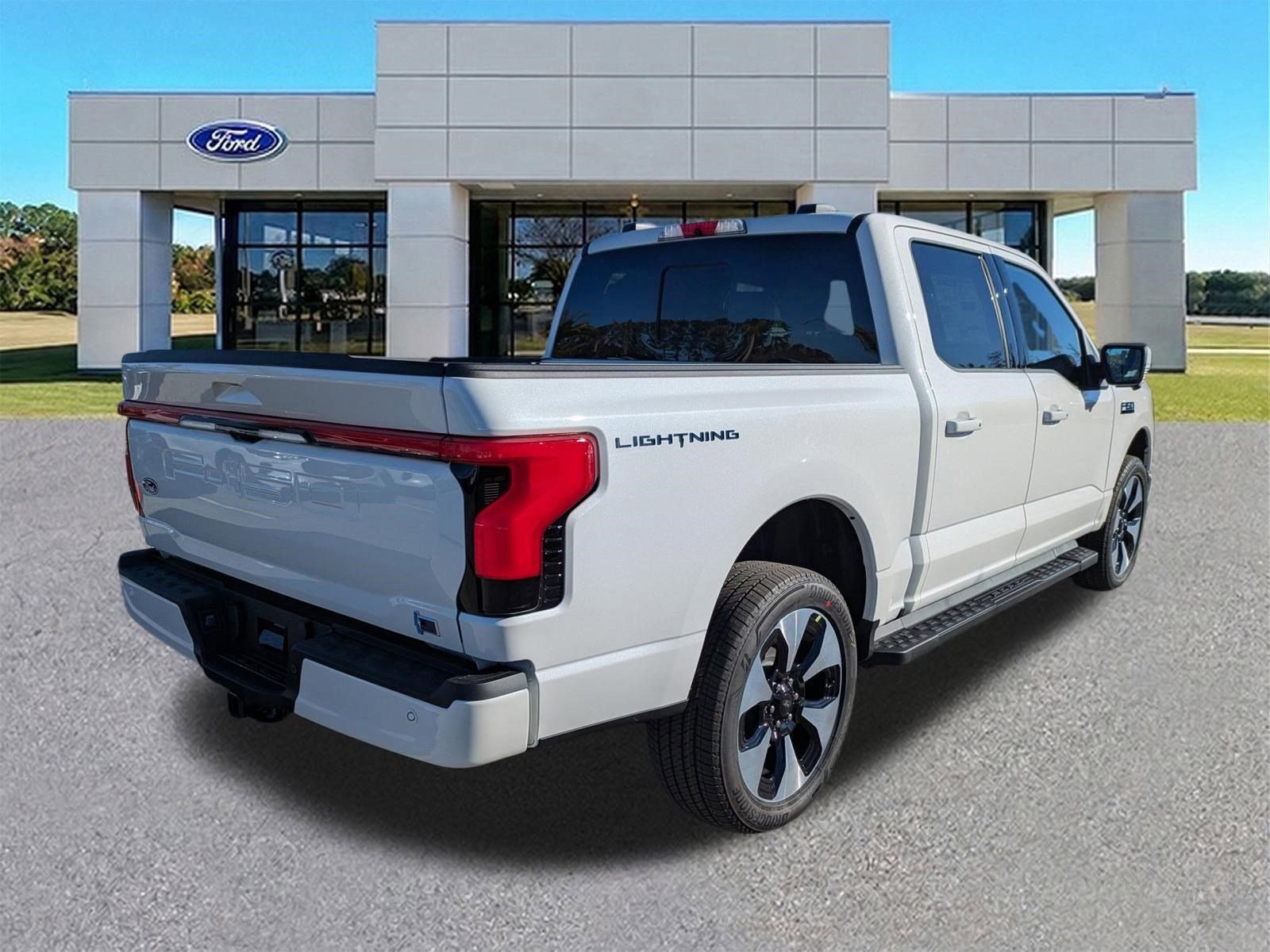 New 2025 Ford F150 Lightning Platinum image 4