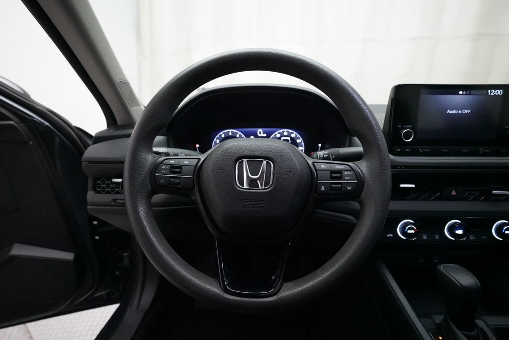 Certified 2023 Honda Accord EX image 4