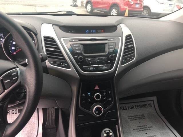 Used 2014 Hyundai Elantra SE FWD image 14