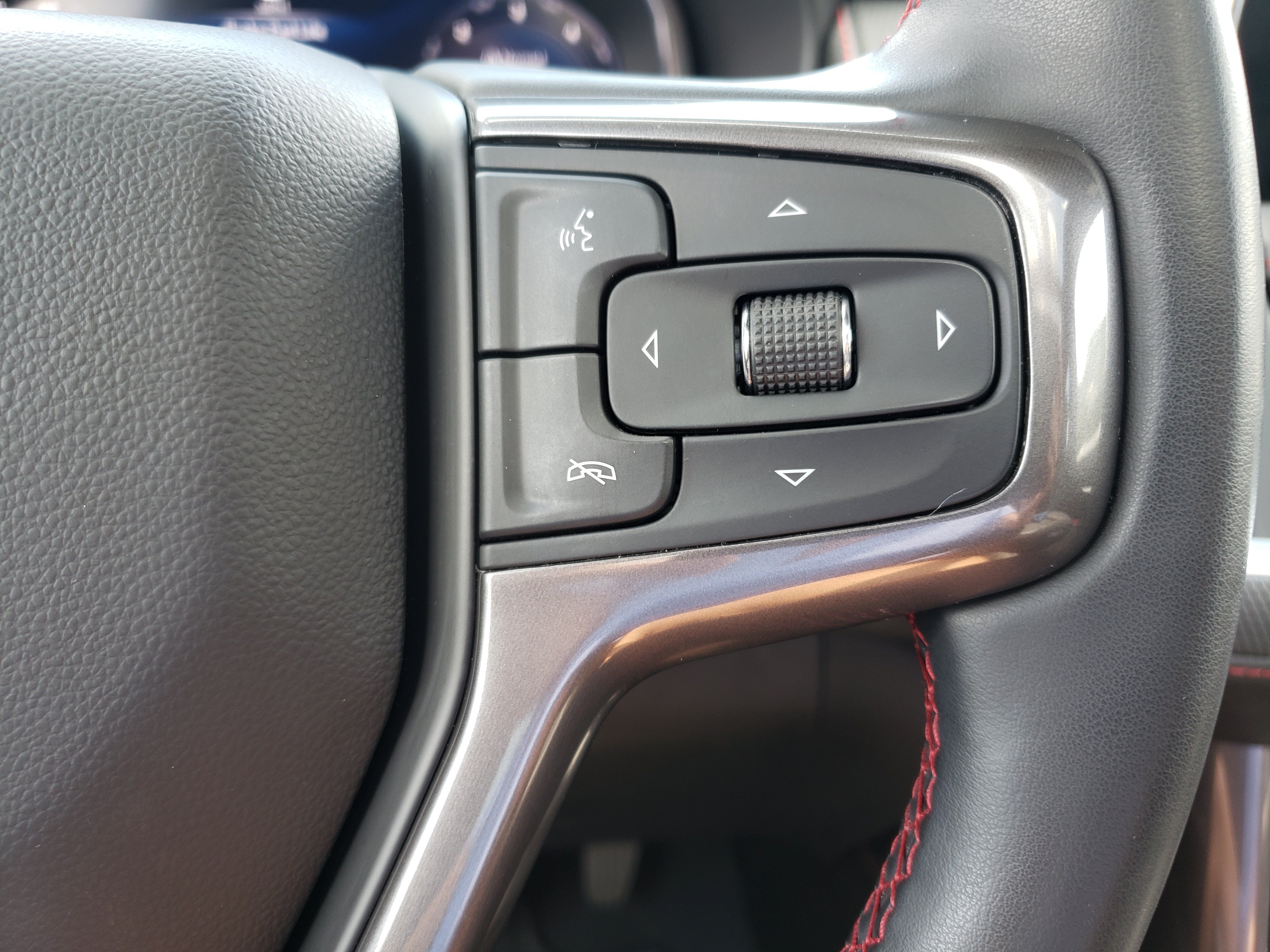 Used 2023 Chevrolet Tahoe RST w/ Luxury Package RWD image 20