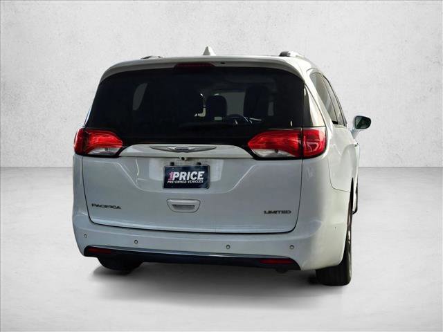 Used 2019 Chrysler Pacifica Limited w/ Tire & Wheel Group image 5