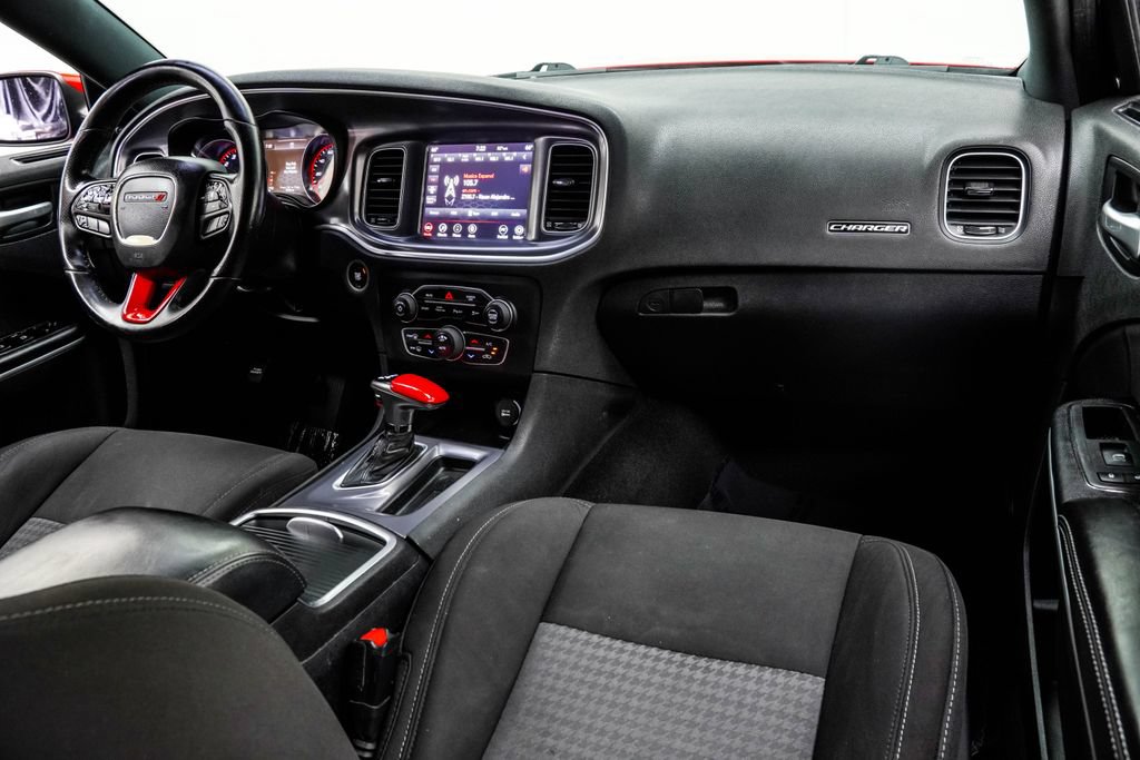 Used 2020 Dodge Charger GT RWD image 21