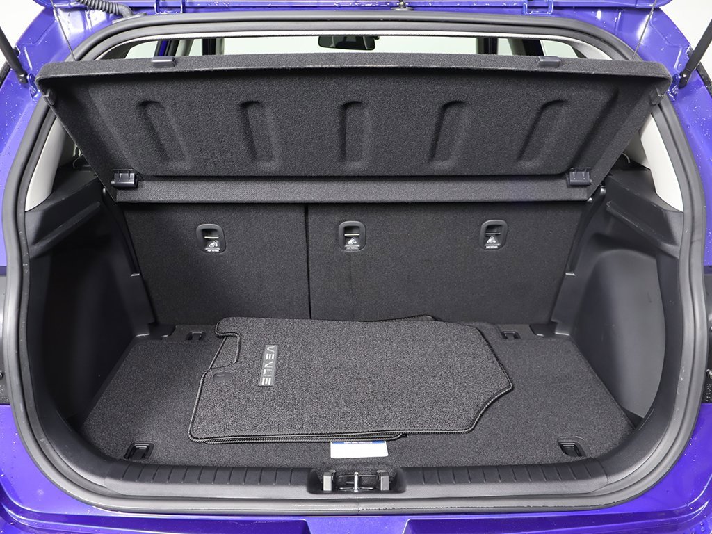 Certified 2025 Hyundai Venue Limited image 15