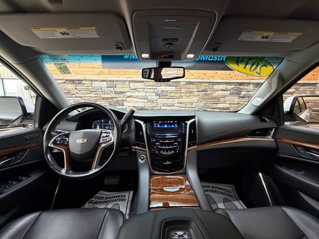 Used 2019 Cadillac Escalade ESV 4WD image 13