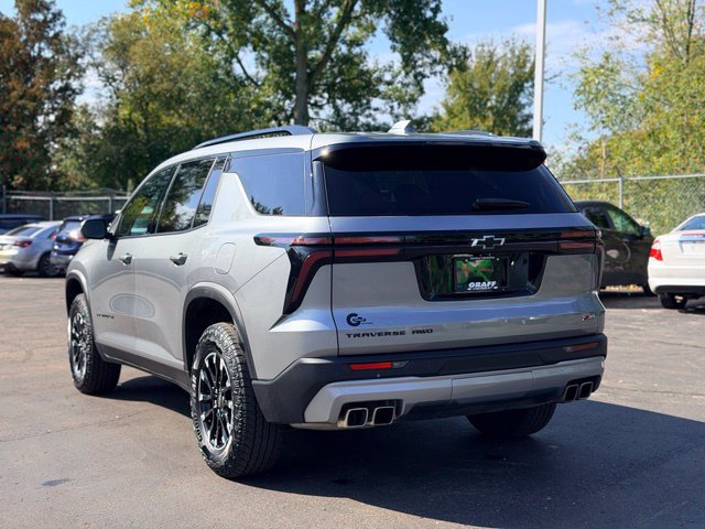 Used 2025 Chevrolet Traverse Z71 w/ Driver Confidence Package AWD/4WD image 6