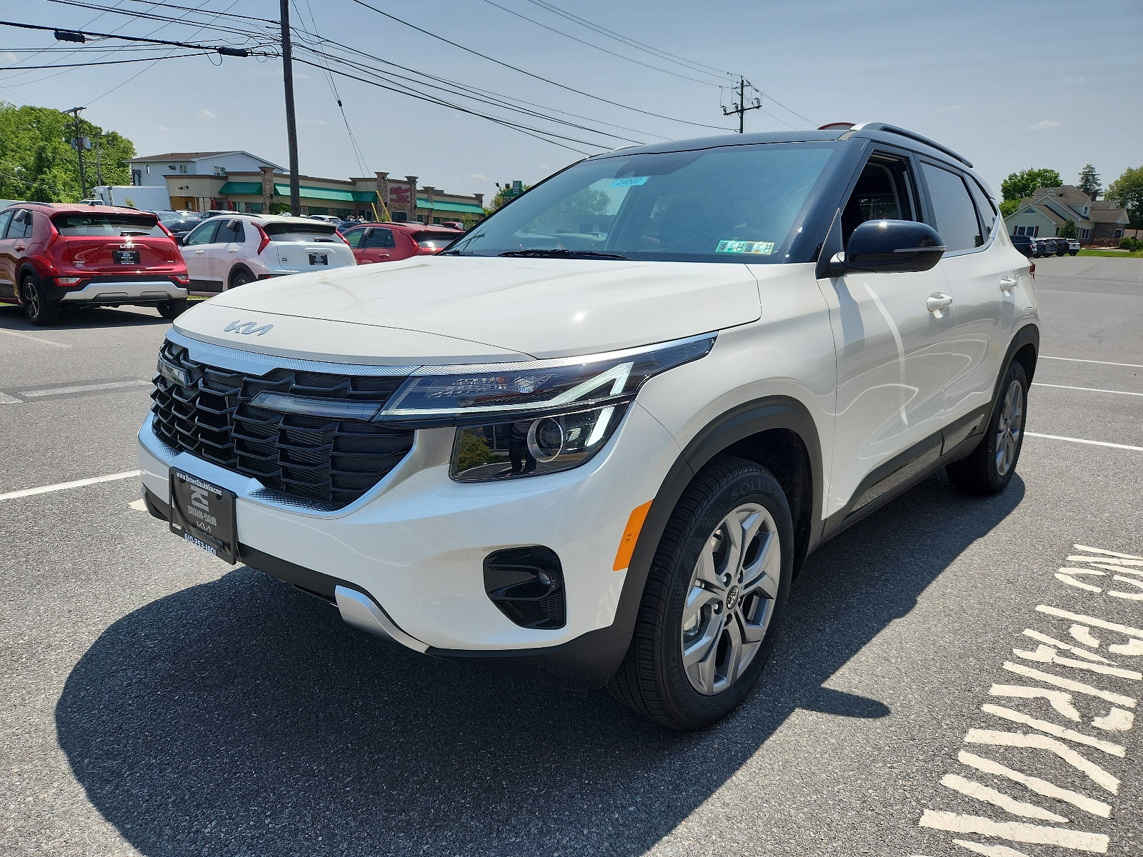 New 2024 Kia Seltos S AWD/4WD image 2
