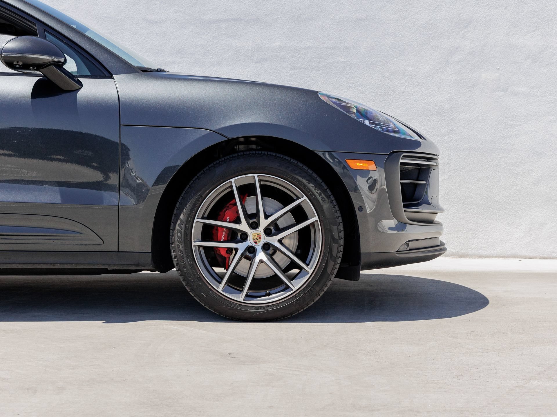 Certified 2023 Porsche Macan S AWD/4WD image 11