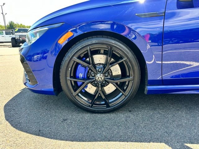 Used 2023 Volkswagen Golf 20th Anniversary Edition image 32