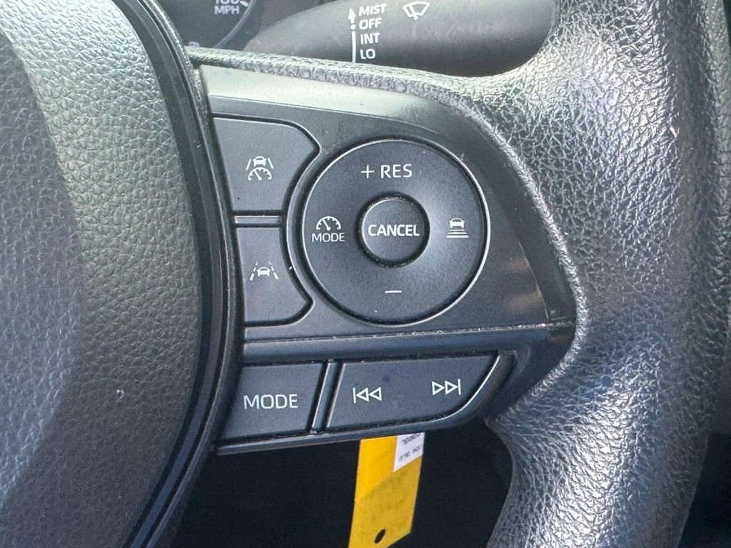 Used 2024 Toyota Corolla LE FWD image 25
