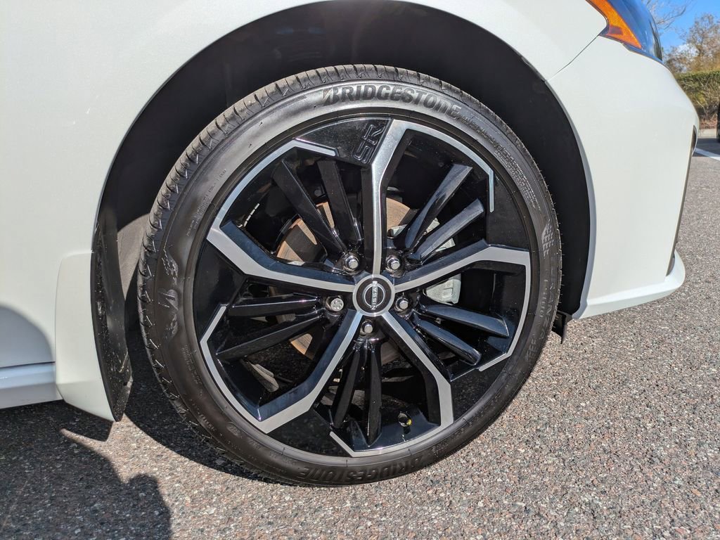 Used 2025 Nissan Altima 2.5 SR w/ SR Premium Package image 11