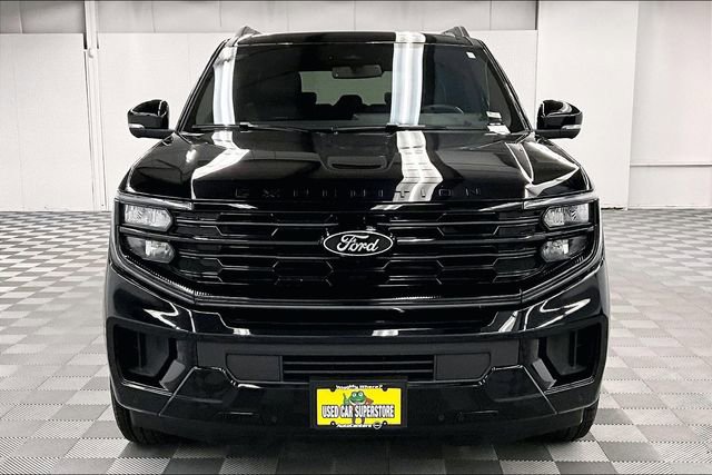 Used 2025 Ford Expedition Platinum w/ Stealth Performance Package image 4