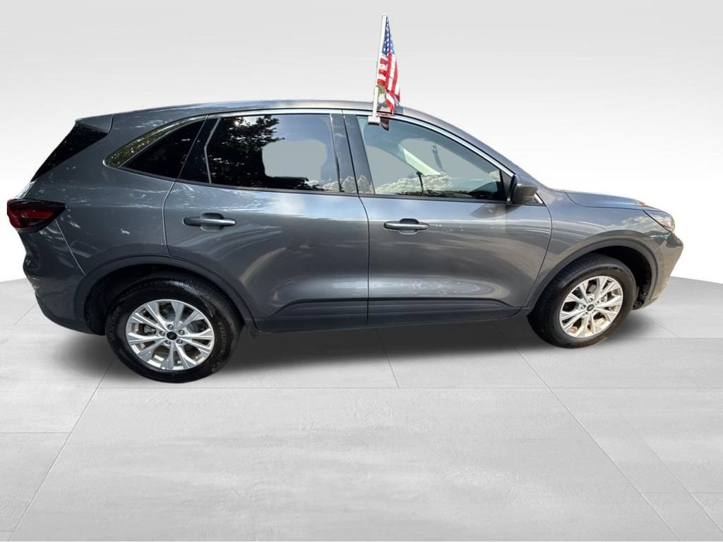 Used 2024 Ford Escape Active AWD/4WD image 8