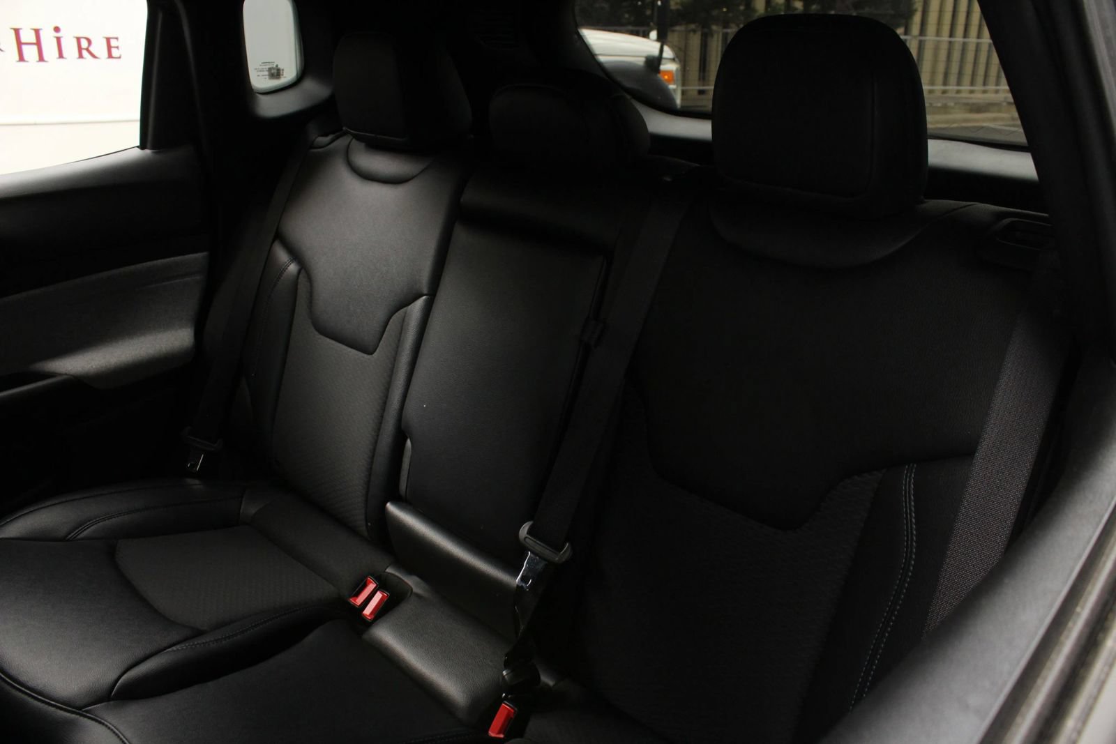 Used 2024 Jeep Compass Latitude AWD/4WD image 18