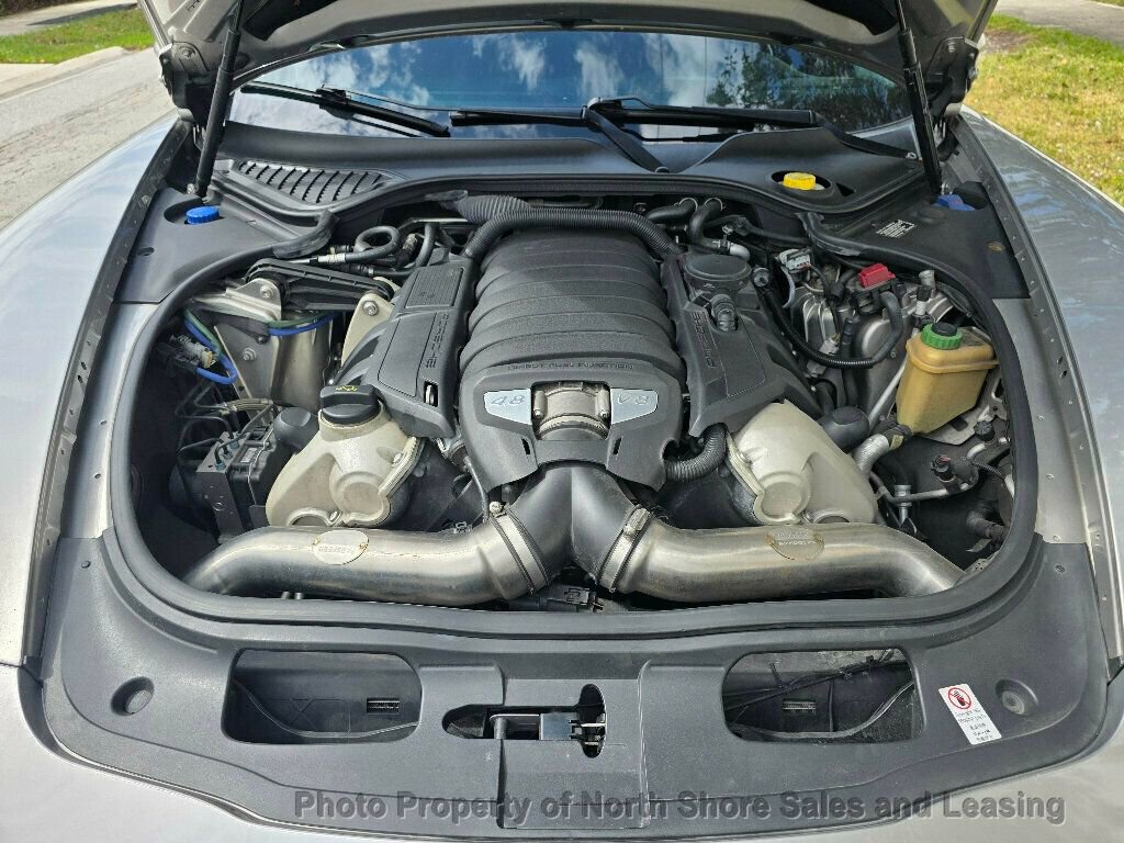 Used 2010 Porsche Panamera image 9