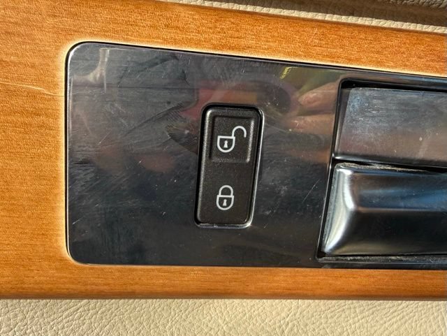 Used 2012 Land Rover LR4 HSE AWD/4WD image 20