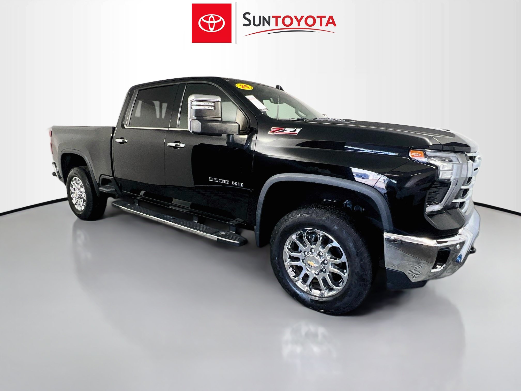 Used 2024 Chevrolet Silverado 2500 LTZ w/ LTZ Plus Package AWD/4WD image 1