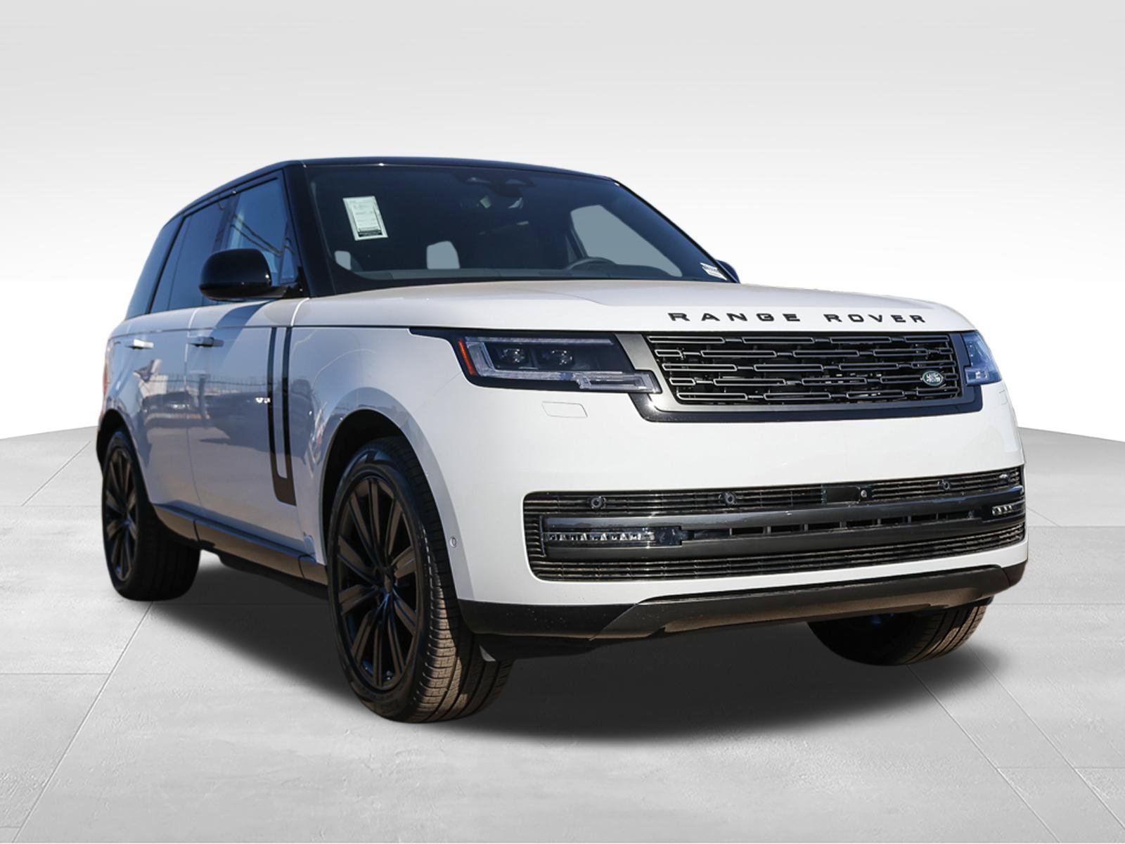 New 2026 Land Rover Range Rover SE AWD/4WD image 3