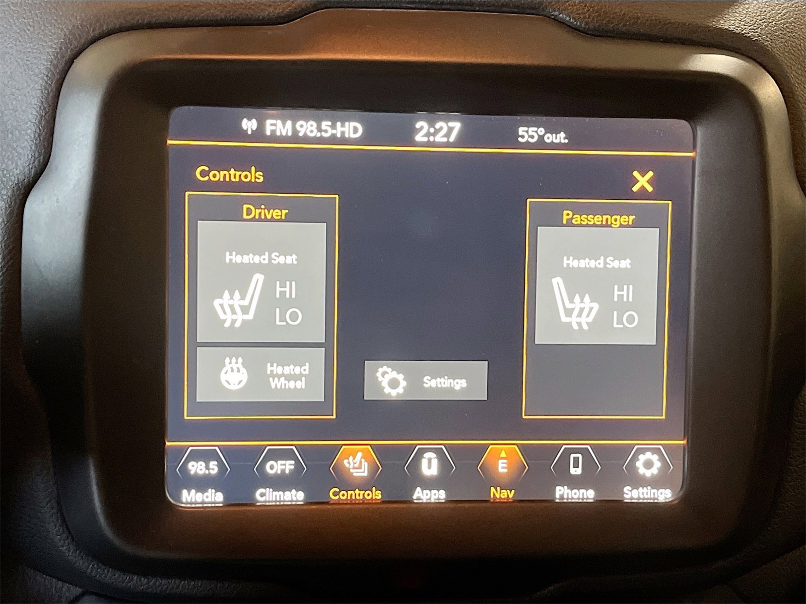 Used 2023 Jeep Renegade Limited image 21