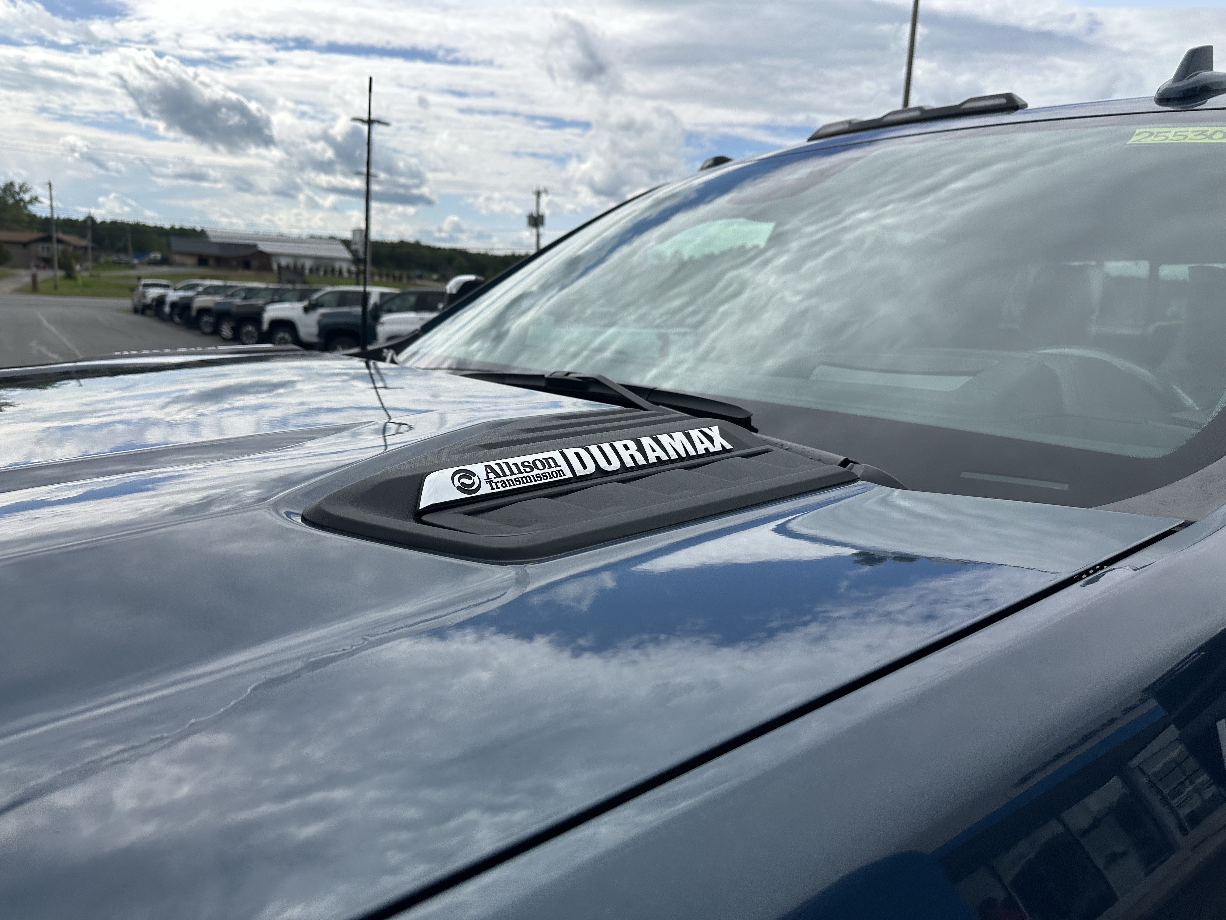 New 2026 Chevrolet Silverado 2500 LTZ w/ LTZ Premium Package AWD/4WD image 4