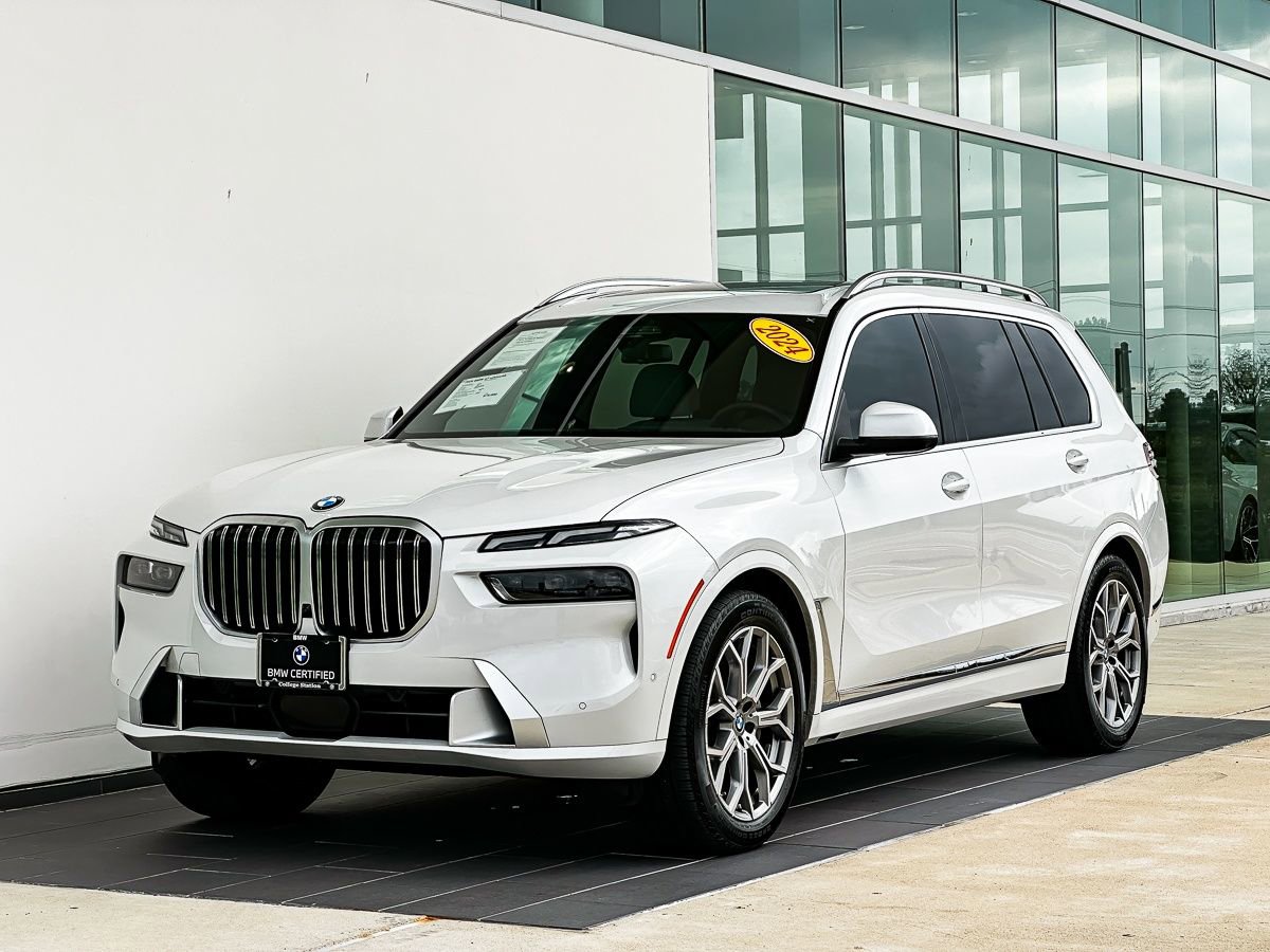 Certified 2024 BMW X7 xDrive40i w/ Executive Package image 9