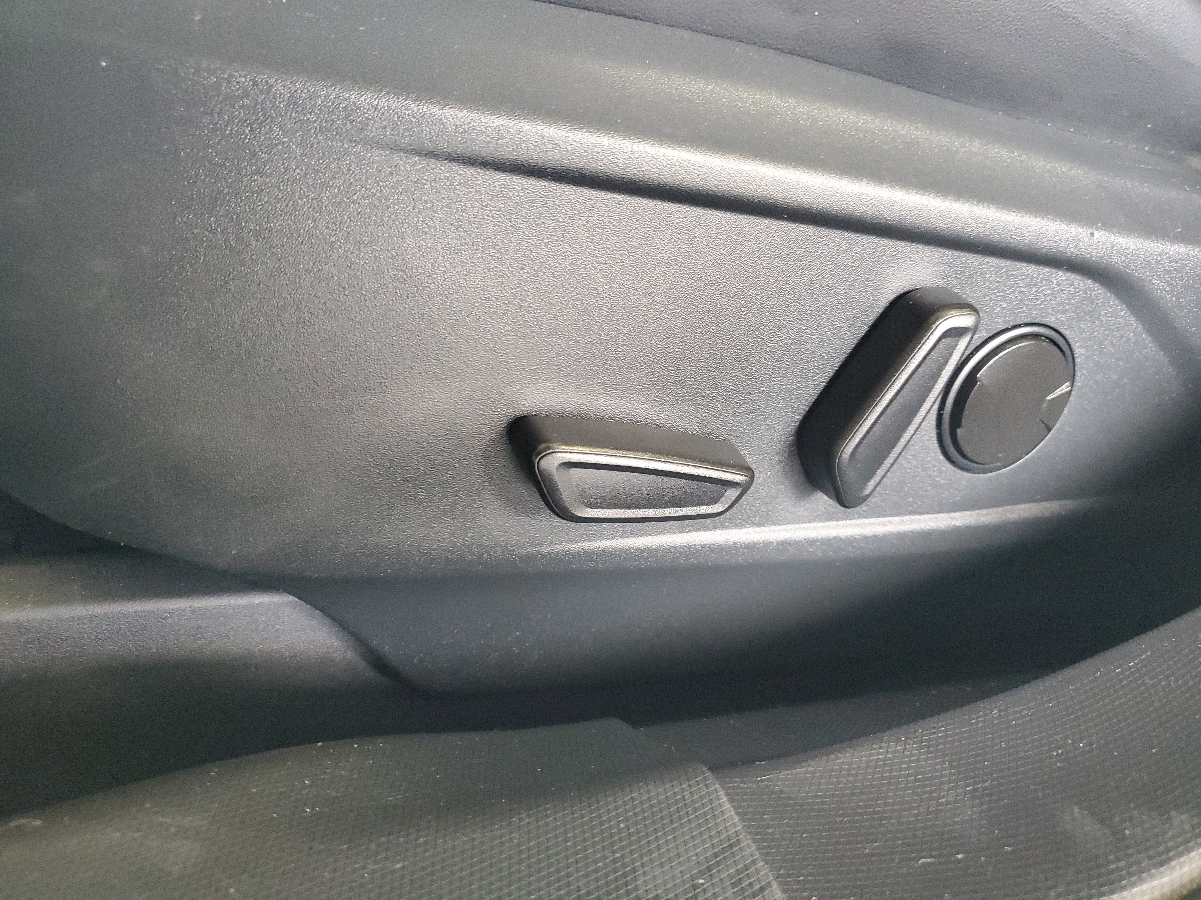 Used 2022 Ford Mustang Mach-E Select RWD image 20