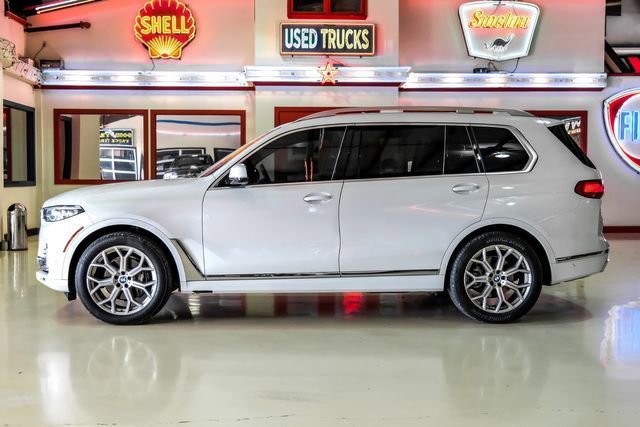 Used 2022 BMW X7 xDrive40i w/ Executive Package image 12