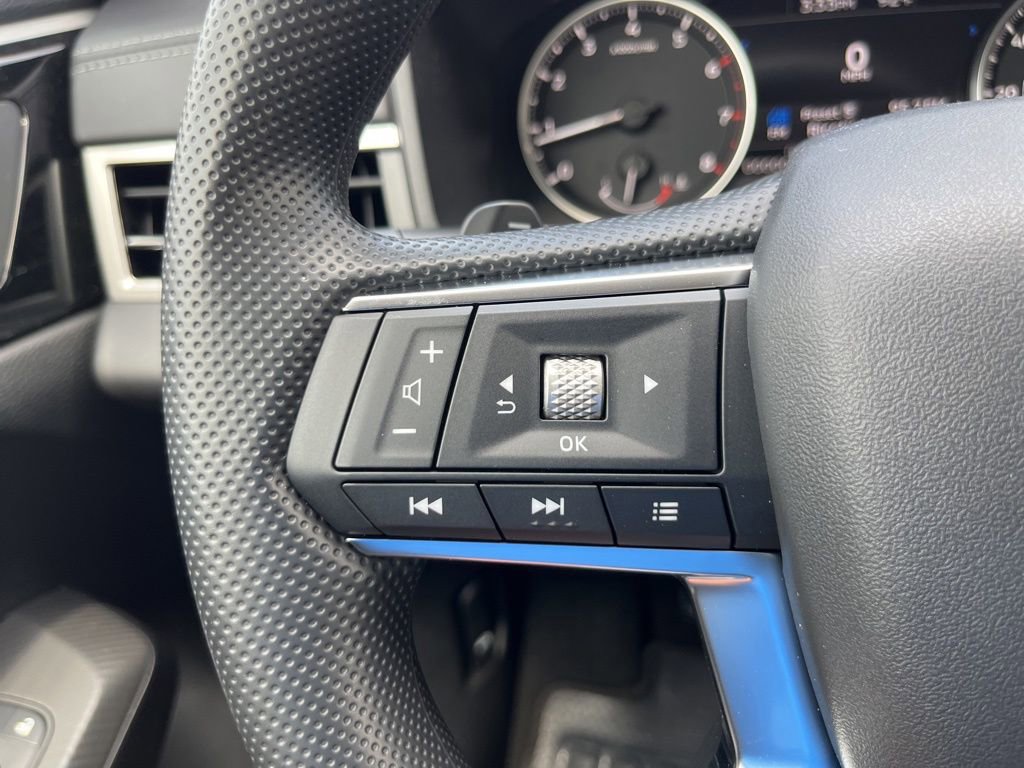 Used 2024 Mitsubishi Outlander ES image 40