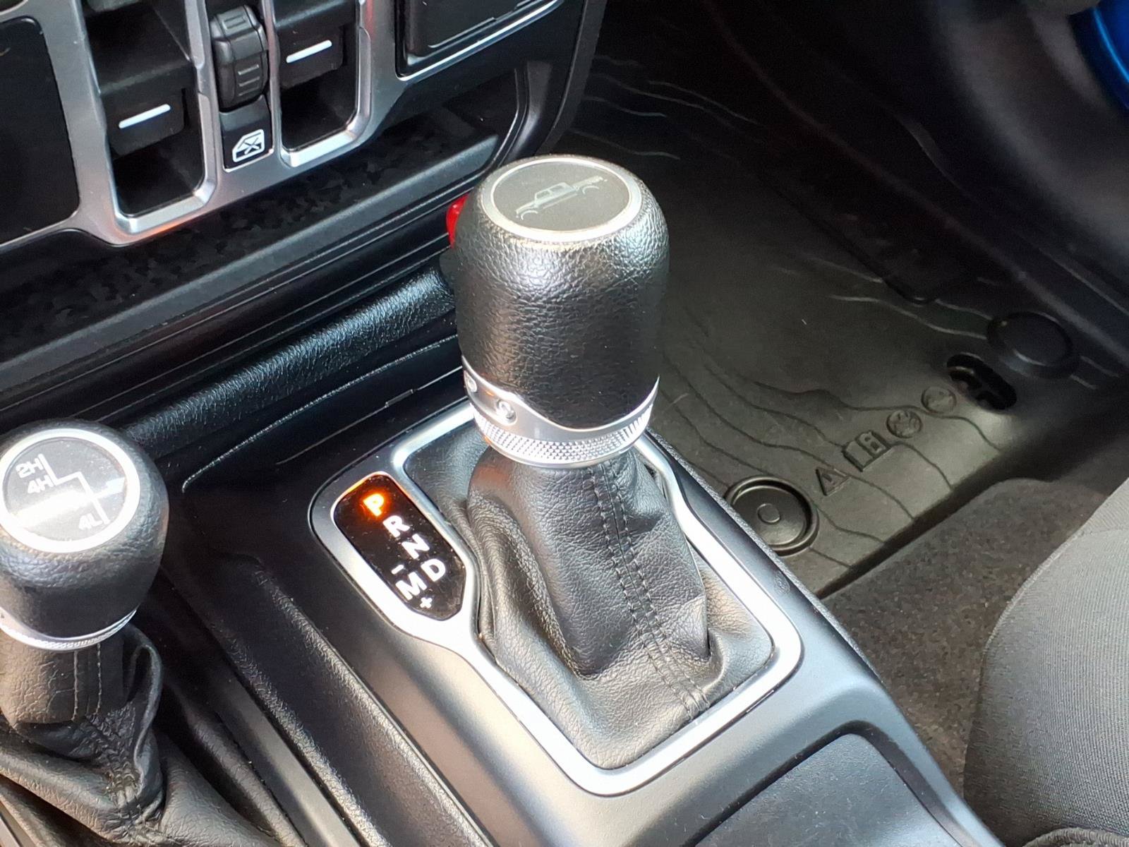 Used 2021 Jeep Gladiator Sport AWD/4WD image 26