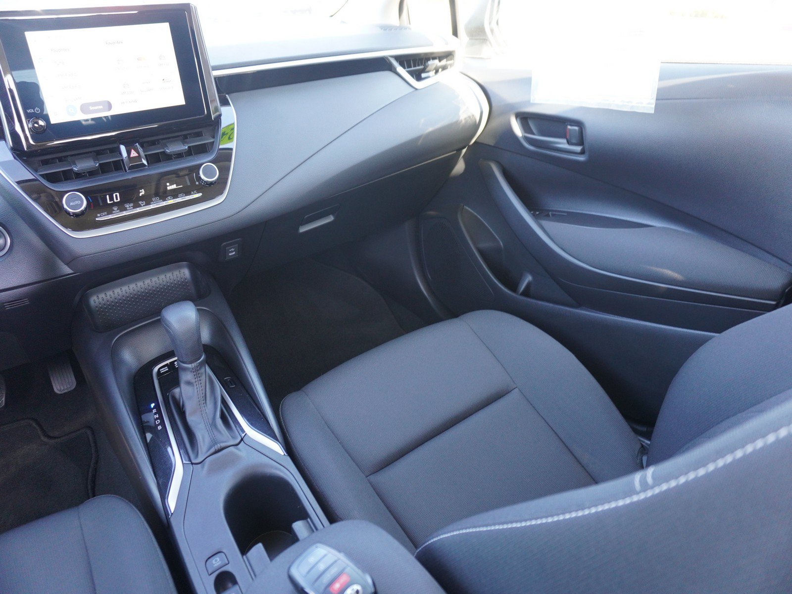 Used 2024 Toyota Corolla XLE FWD image 15