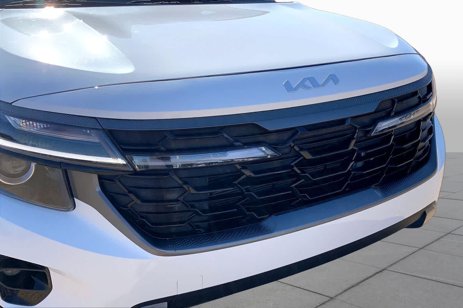 Used 2024 Kia Seltos X-Line AWD/4WD image 30