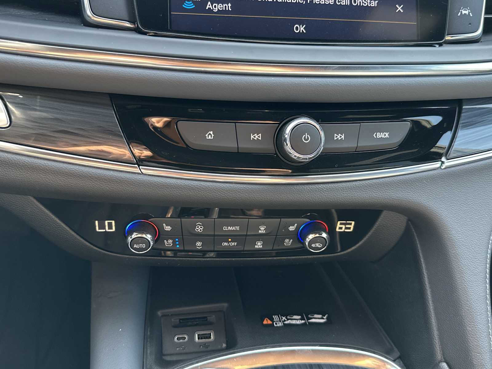 Used 2023 Buick Enclave Premium w/ Experience Buick Package image 19