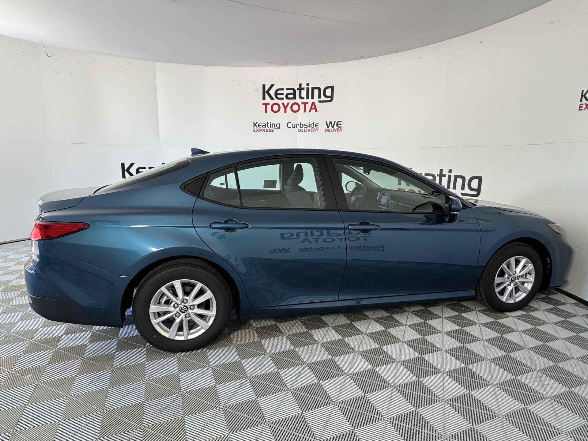 New 2026 Toyota Camry LE w/ Convenience Package FWD image 4